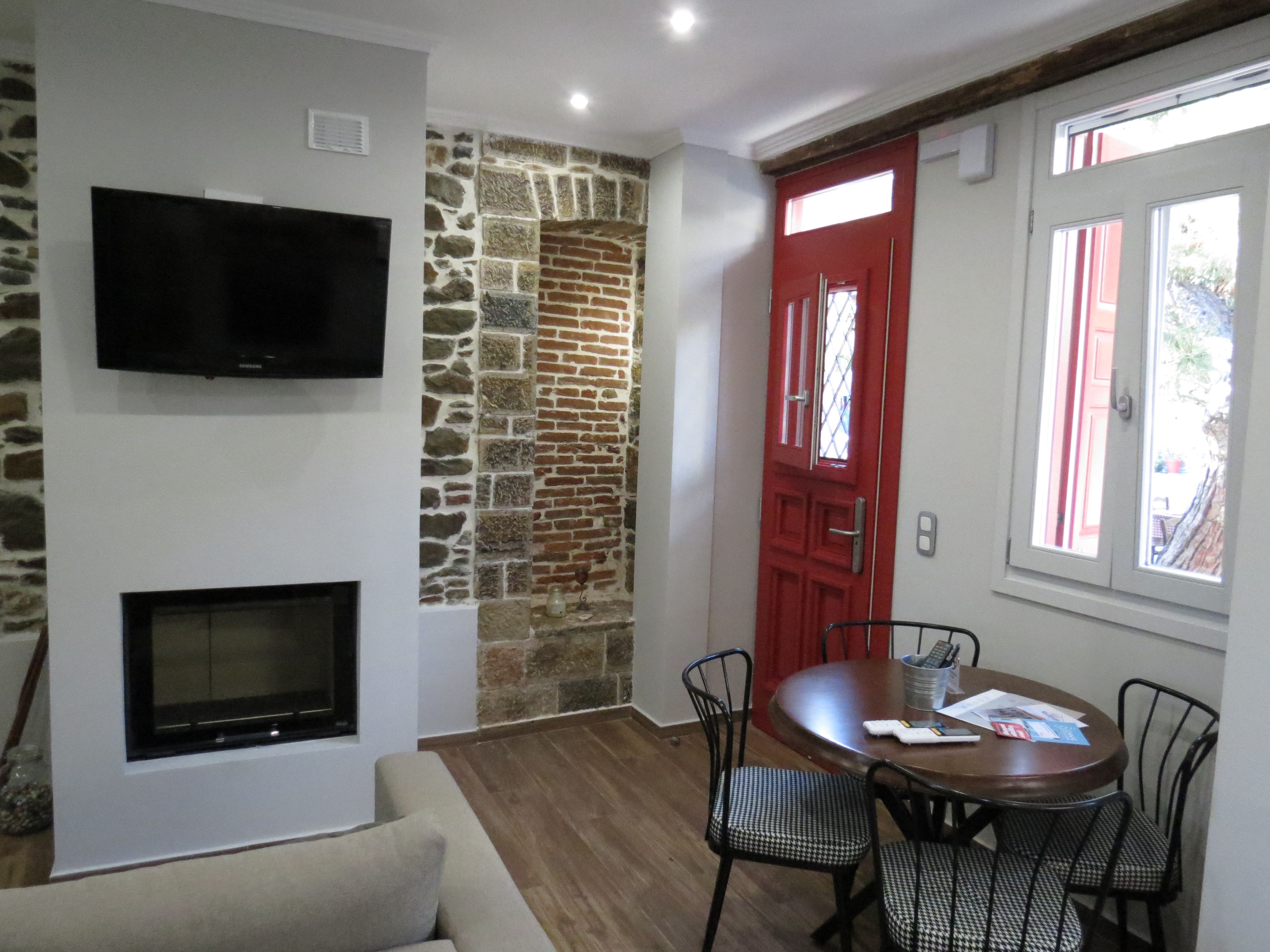 Louisa Apartment terrace overlooking Volissos Louisa Apartment terrace overlooking Volissos